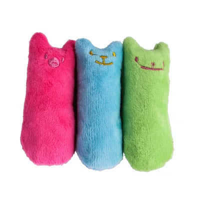 Peluches à l’herbe à chat Pattoune : rose, bleue et verte